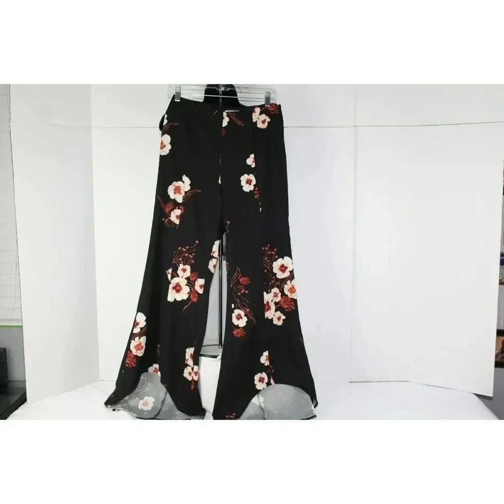 ladies Leith pants size S with no stains